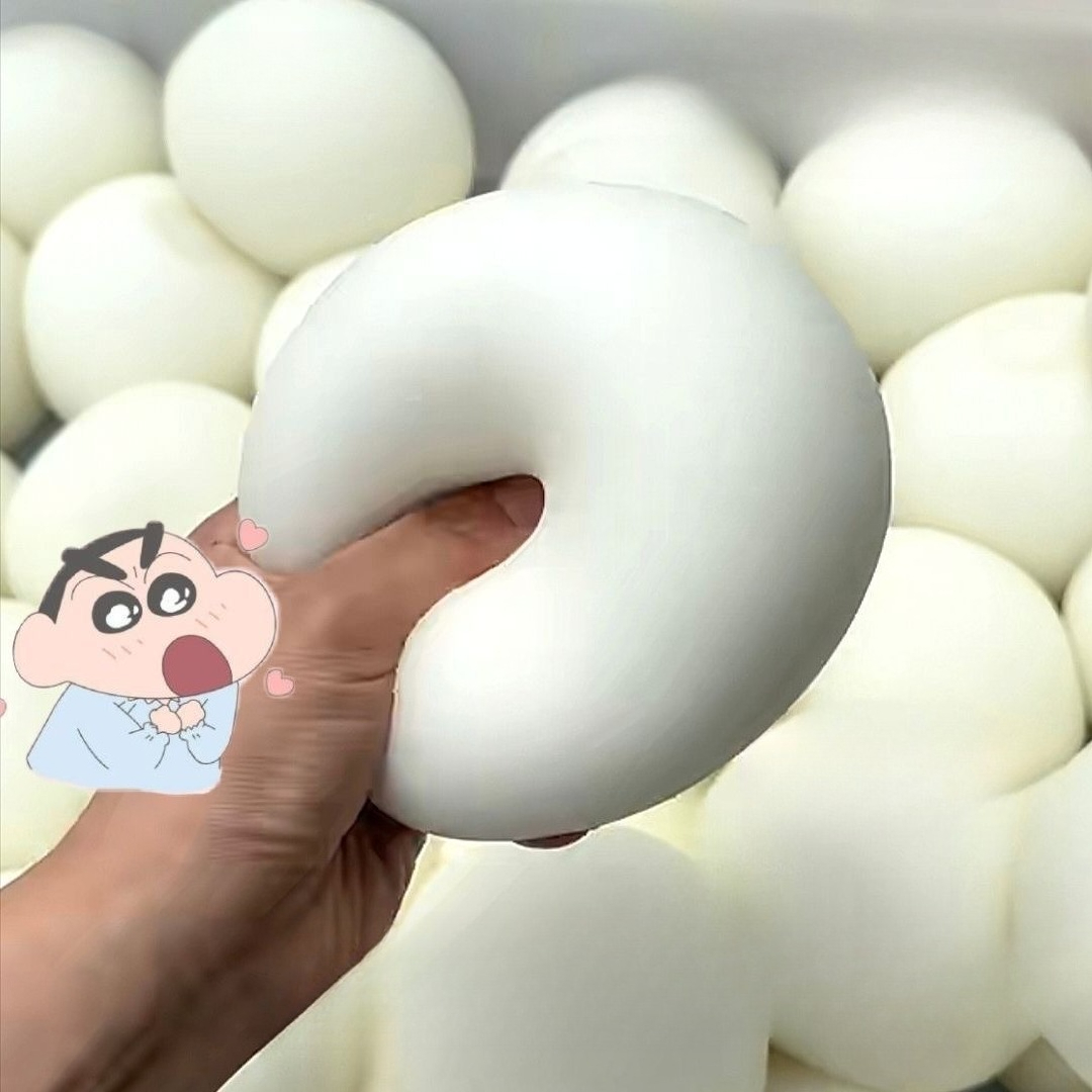 كرة ضغط كبيرة على شكل خبز ناعم - مراجعة Party Games Gifts وسعره